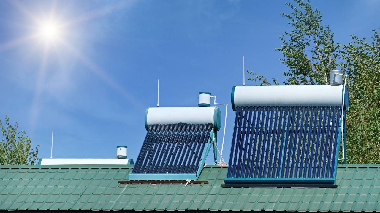 Calentador de agua solar compacto con tubo de vidrio evacuado sin presión