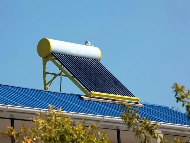 Calentador de agua solar de tubo de vacío de alta presión compacto 100-300L