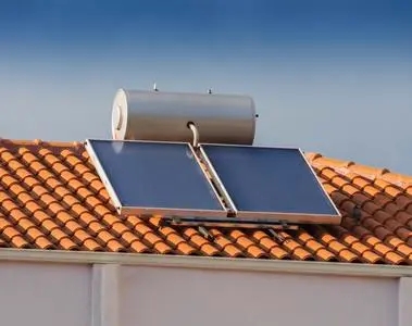 Calentador de agua solar presurizado con ahorro de energía y protección del medio ambiente